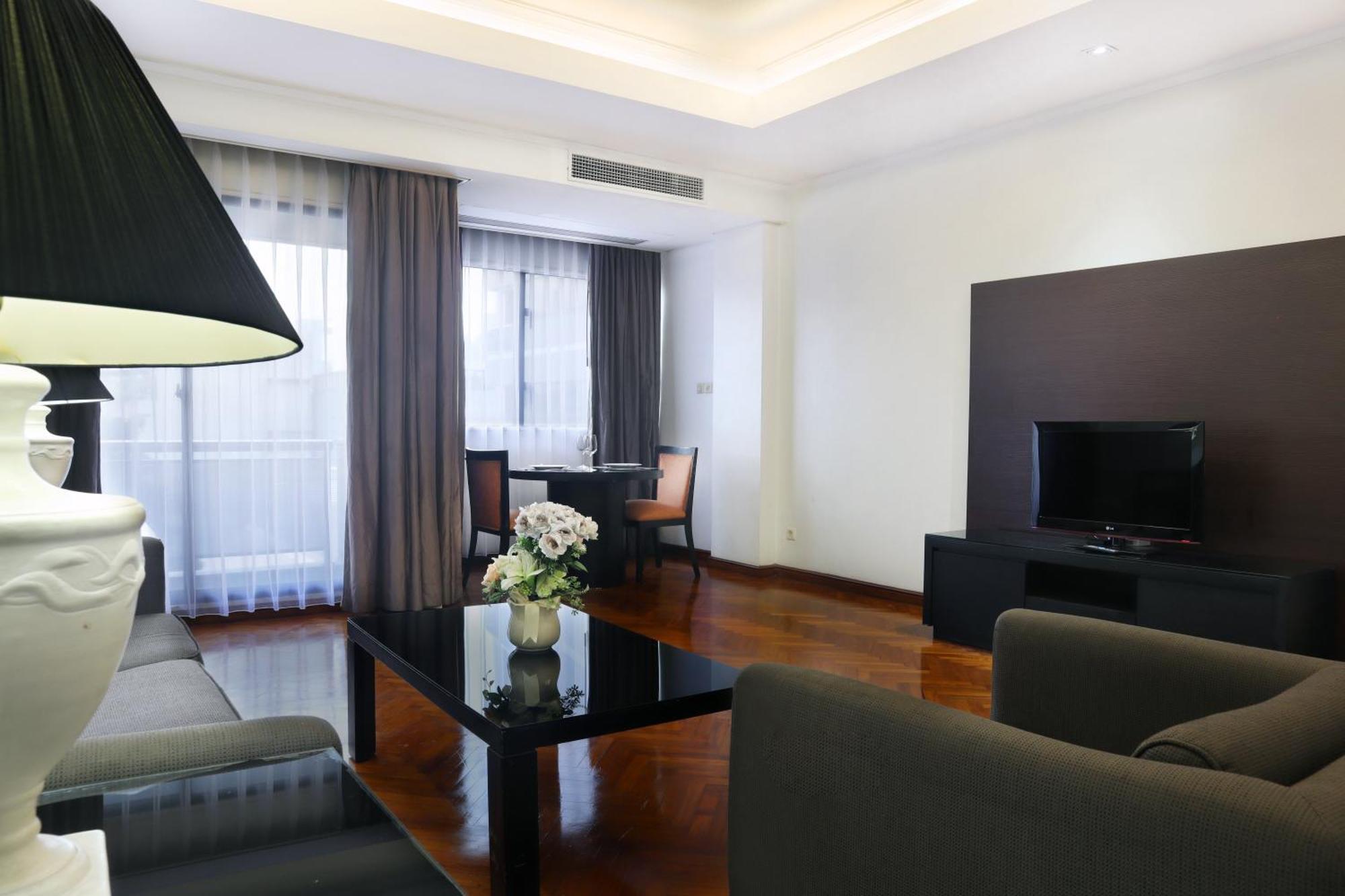 Oakwood Suites Kuningan Jakarta Exteriér fotografie
